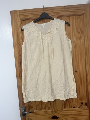 Vintage cream embroidered - cream,