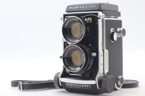 Blue dot near mint - dot, [near