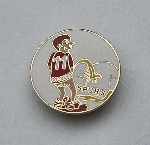 Arsenal vintage pin - arsenal,