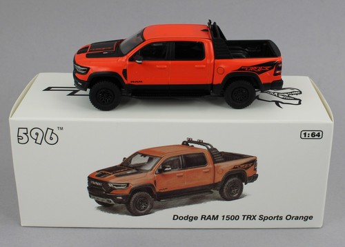 596 models orange - *596, models*