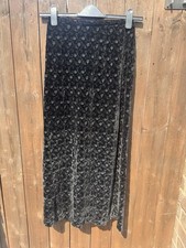 Vintage Laura Ashley Black Velvet Silk Blend Embroidered Skirt - Size 10 (F1)