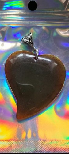Large dragons vein agate - 84,