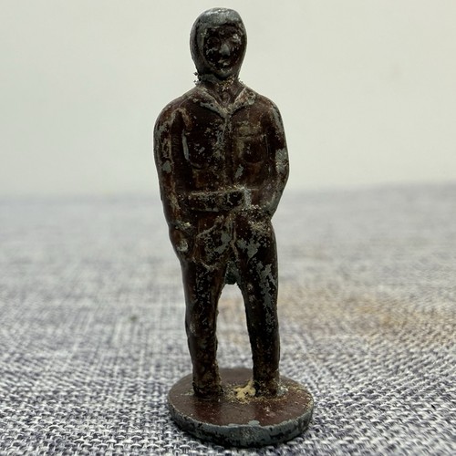 Vtg metal man cracker - vtg,