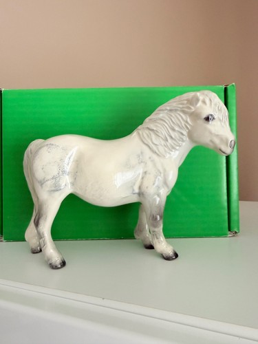 Beswick dappled grey shetland - dappled,