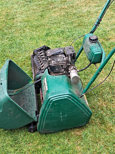 Qualcast classic petrol - qualcast,