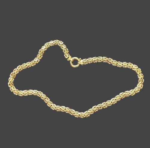Heavy solid 9ct gold - solid,