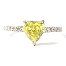 18ct White Gold Fancy Diamond