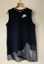 Nike Sleeveless Fleece Sweater Dress Size Large VGC Black Skyscraper Casual 