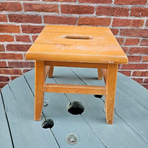 Vintage wood step stool small - wood,