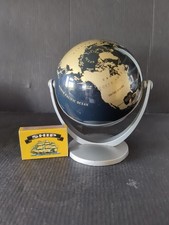 SMALL * INSIGHT * BLACK &