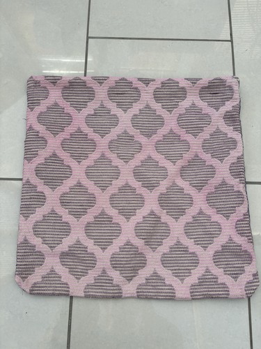 Pink lilac geometric - &,