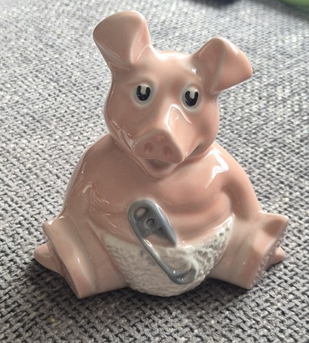 Wade nat west pig - west, (woody)