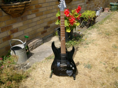 Washburn electric guitar - x, 30