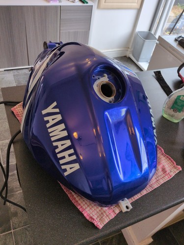 Yamaha 2000 fuel - r1, tank