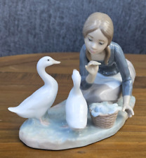 LLADRO 'FEEDING THE DUCKS' 4849 RETIRED PORCELAIN COLLECTORS FIGURINE - DAMAGED
