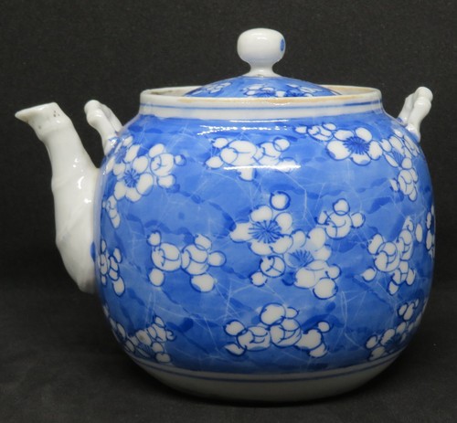 Chinese export blue white - blue, on