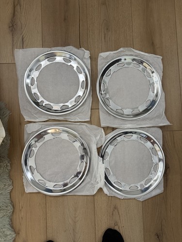 Classic mini hub cap - ,