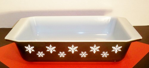 Vintage pyrex casserole dish - vintage,