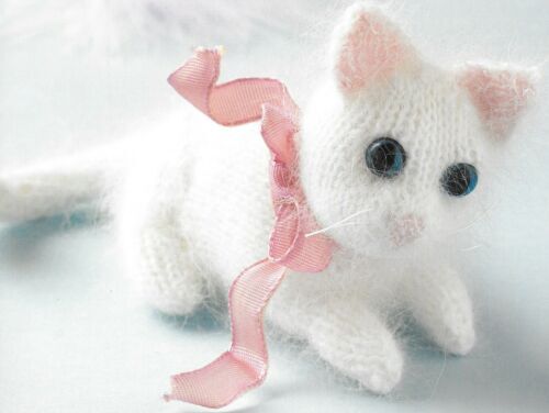 Home printed knitting pattern - home,