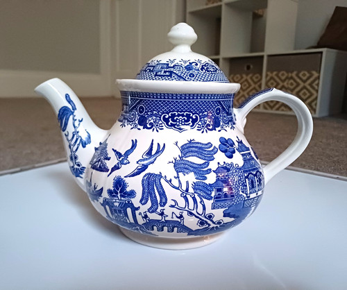Vintage churchill willow blue - willow,