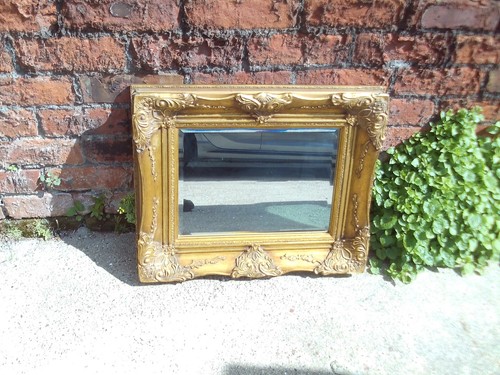 Wall mirror 19 5 - 23.5", 19.5"