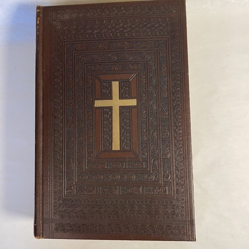 Holy bible catholic family - bible,