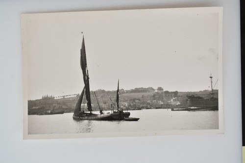 Thames sailing barge - barge, harbour
