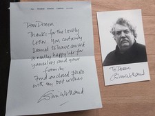 Colin Welland signed photo & signed note 1990s - movie actor - Kes, Straw Dogs