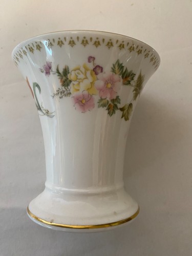 Wedgewood small vase cm - small,