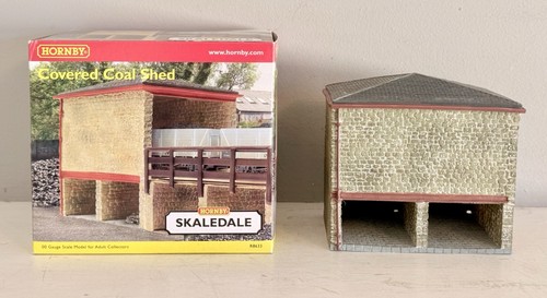 Hornby skaledale r8633 covered - hornby,