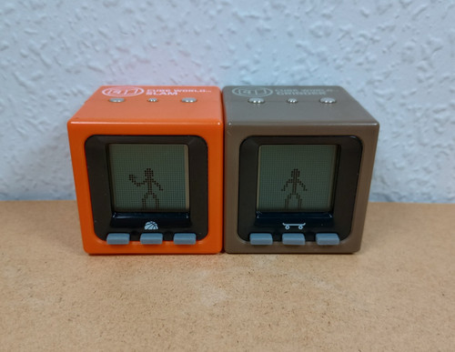 Radica cube world grinder - radica,