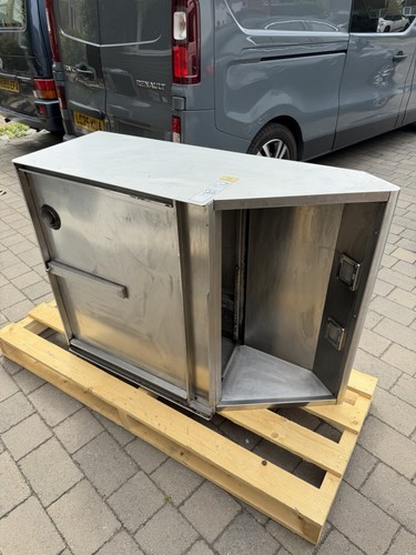 Hood condensation rational - hood,