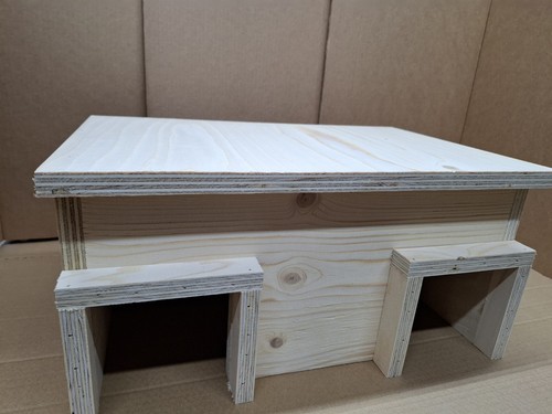 Hedgehog feeding station fully - station,