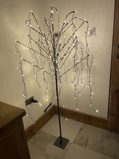 5ft Weeping Willow - Indoor/Outdoor - Pre-lit Tree - BNIB