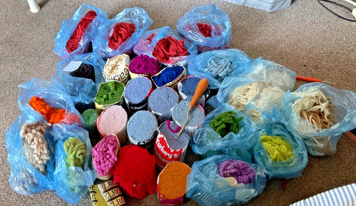 Large amount rug - rug, making
