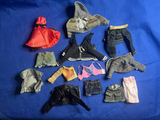 Bratz various fashion pack