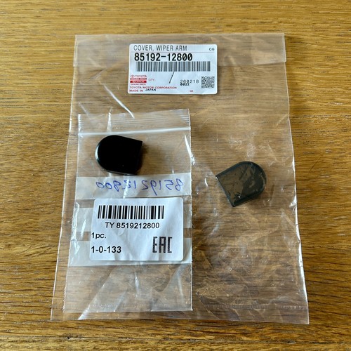 Genuine toyota windscreen - genuine,