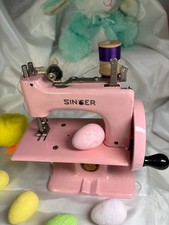 Antique SINGER 20-10 Sew Handy