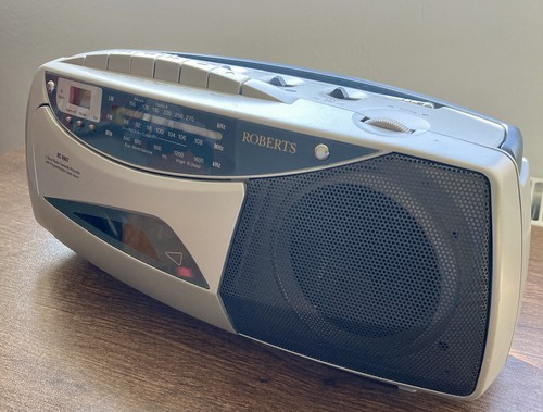 Roberts 9907 radio cassette - radio,