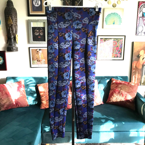 Zara studio size - zara, floral