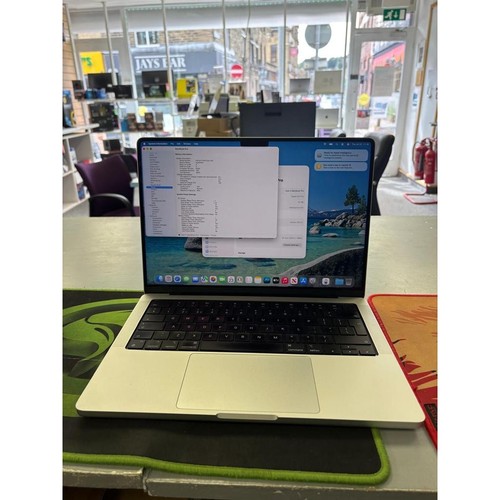 Apple macbook pro - macbook, m2