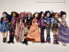Disney Descendants Doll Bundle