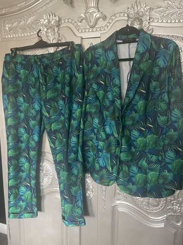 Stunning aniston women - stunning, women’s