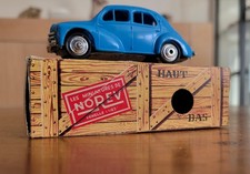Norev Renault 4CV No. 17 -