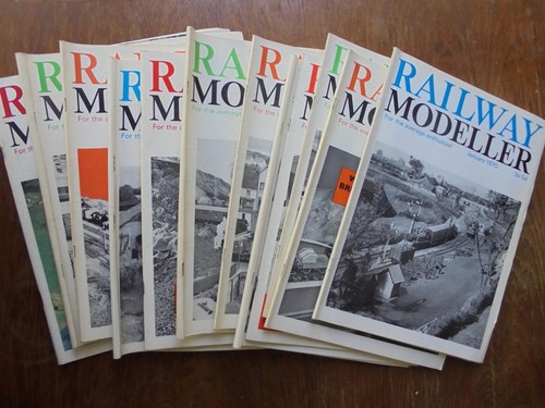 Issues railway modeller - of,