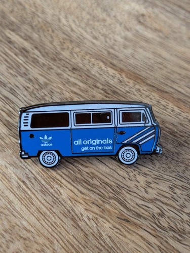 Adidas camper van - van, badge