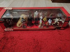 Star Wars Mega Figurine