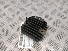 2000 YAMAHA YZF R1 S / SA / SV RECTIFIER REGULATOR