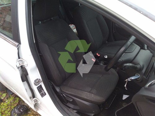 Ford fiesta zetec mk7 - ford, driver