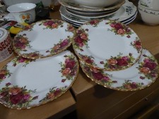 Collectors 4 Royal Albert Old